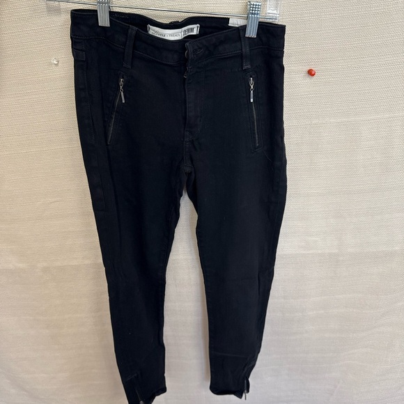 Lovers + Friends Black Zippered Pants - Picture 1 of 2